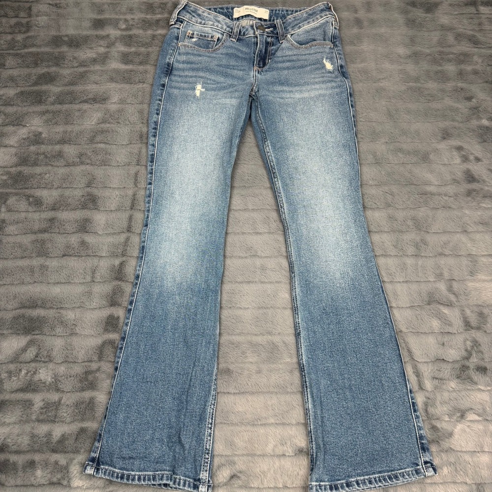 Hollister Low Rise Bootcut Jeans Medium Wash Distressed 00S W24 Short 13399